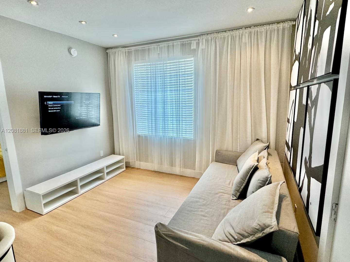 750 Collins Ave # 206, Miami Beach FL 33139