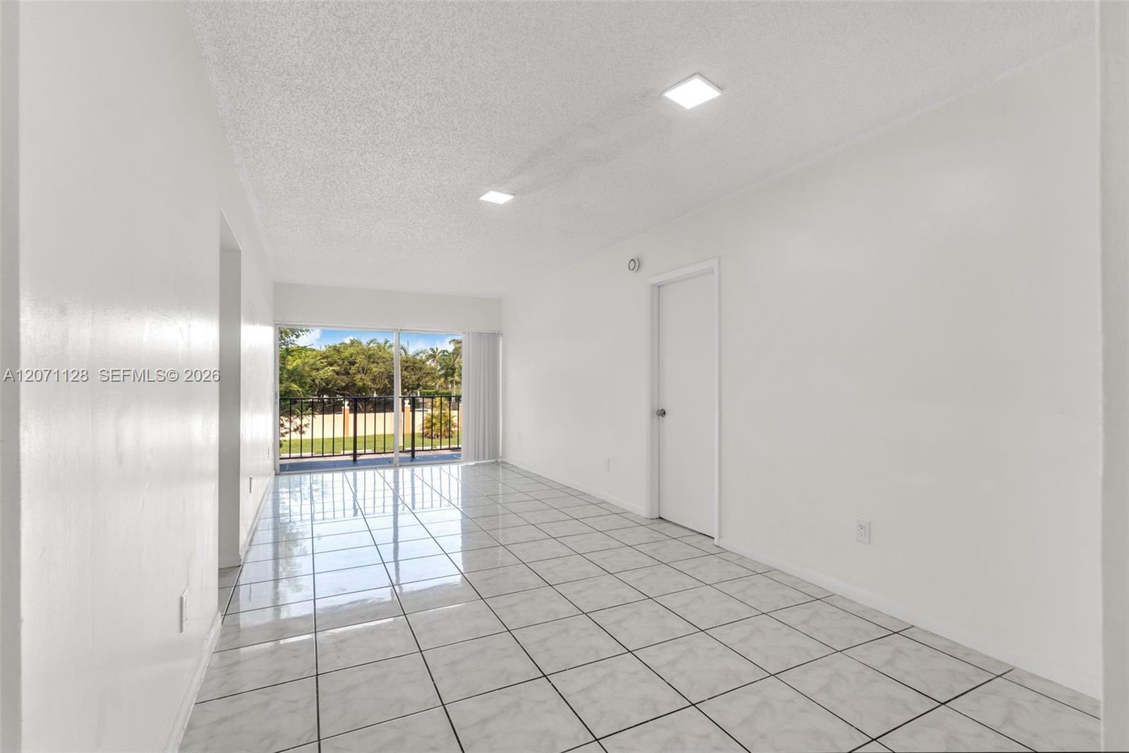 400 NE 18th Ave # 208 — Photo 5