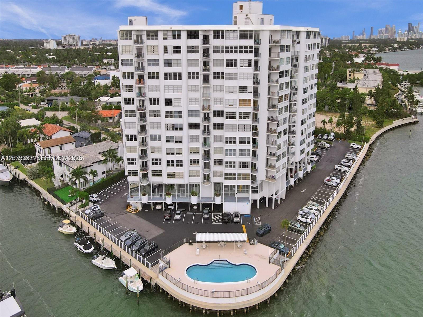 11930 N Bayshore Dr # 1407 — Photo 2
