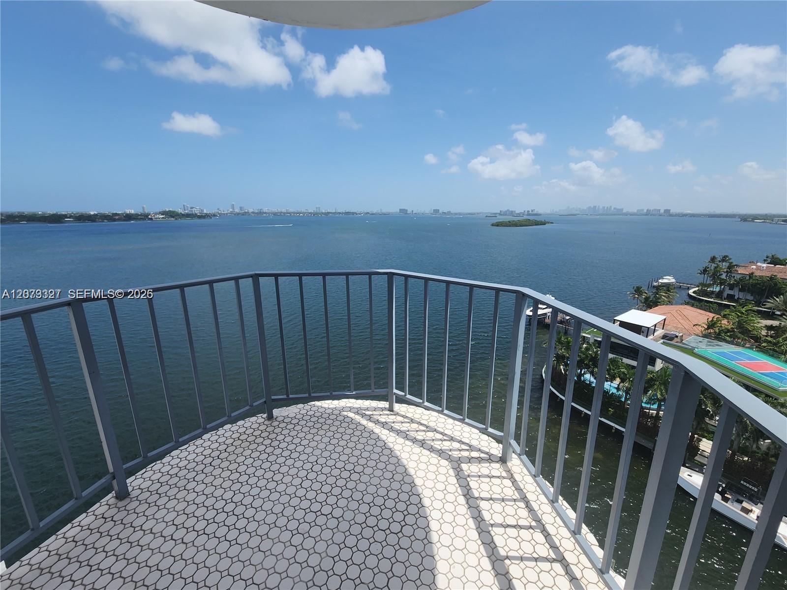 11930 N Bayshore Dr # 1407 — Photo 5