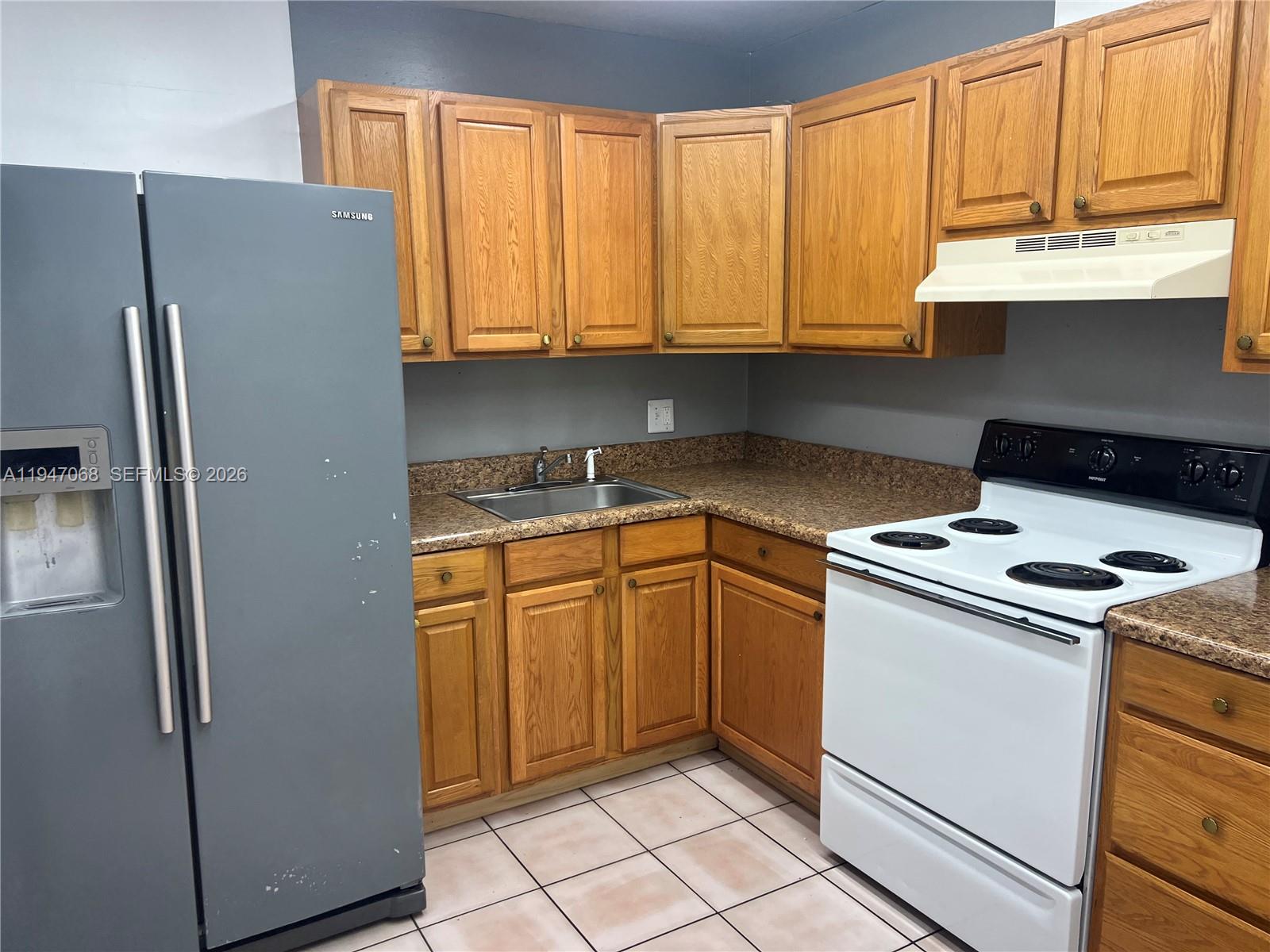 9203 NW 38th Dr # 12 — Photo 3