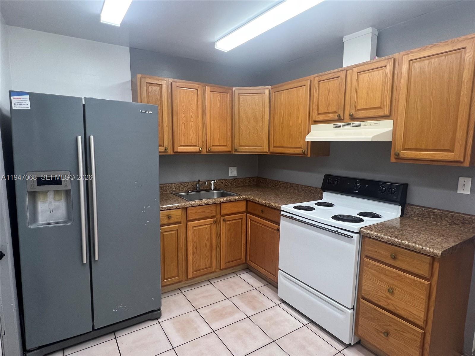 9203 NW 38th Dr # 12 — Photo 4