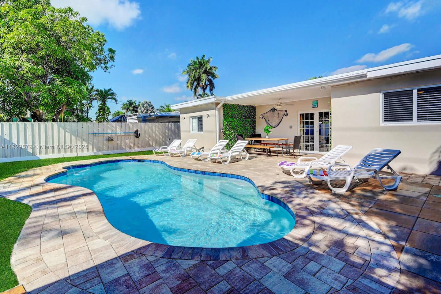 1228 Johnson St, Hollywood FL 33019
