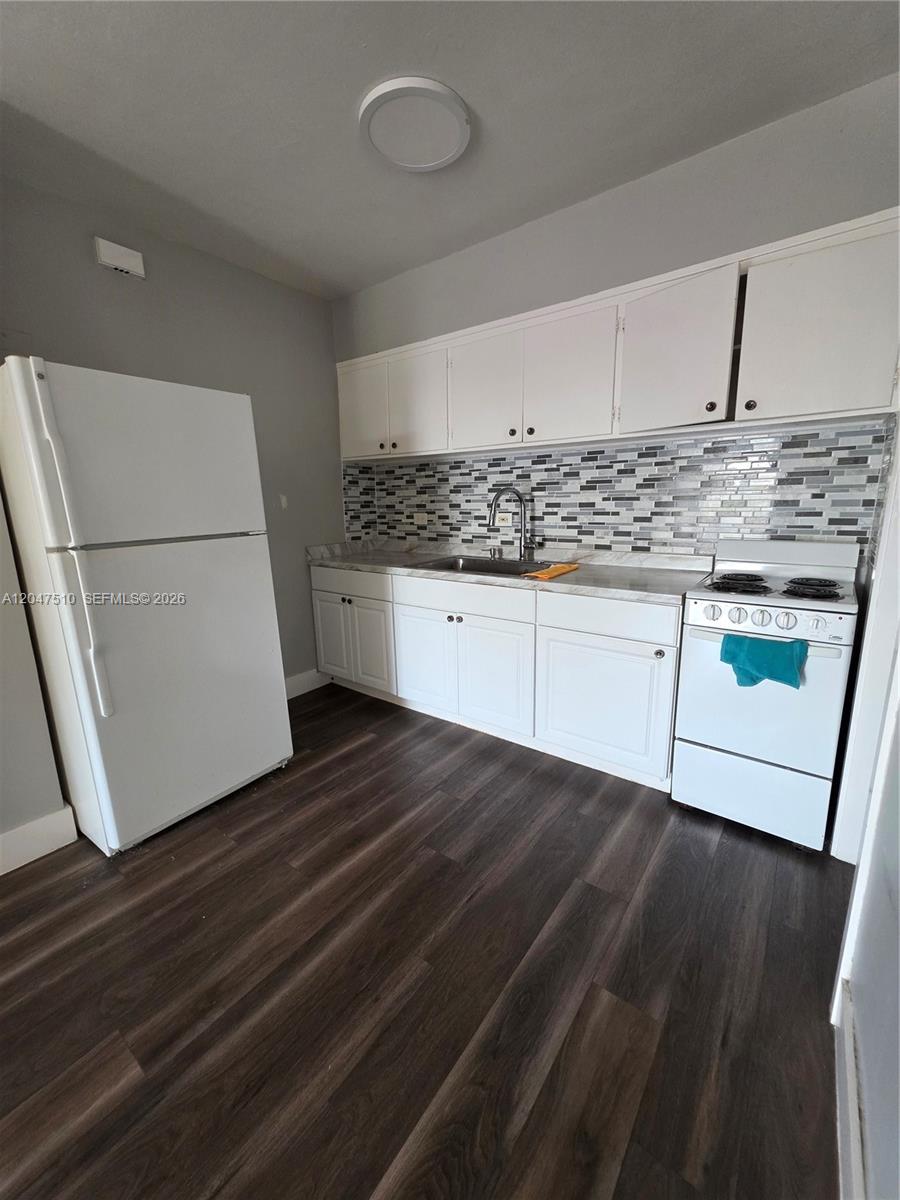 15 Esplanade Dr # B, Miami Springs FL 33166