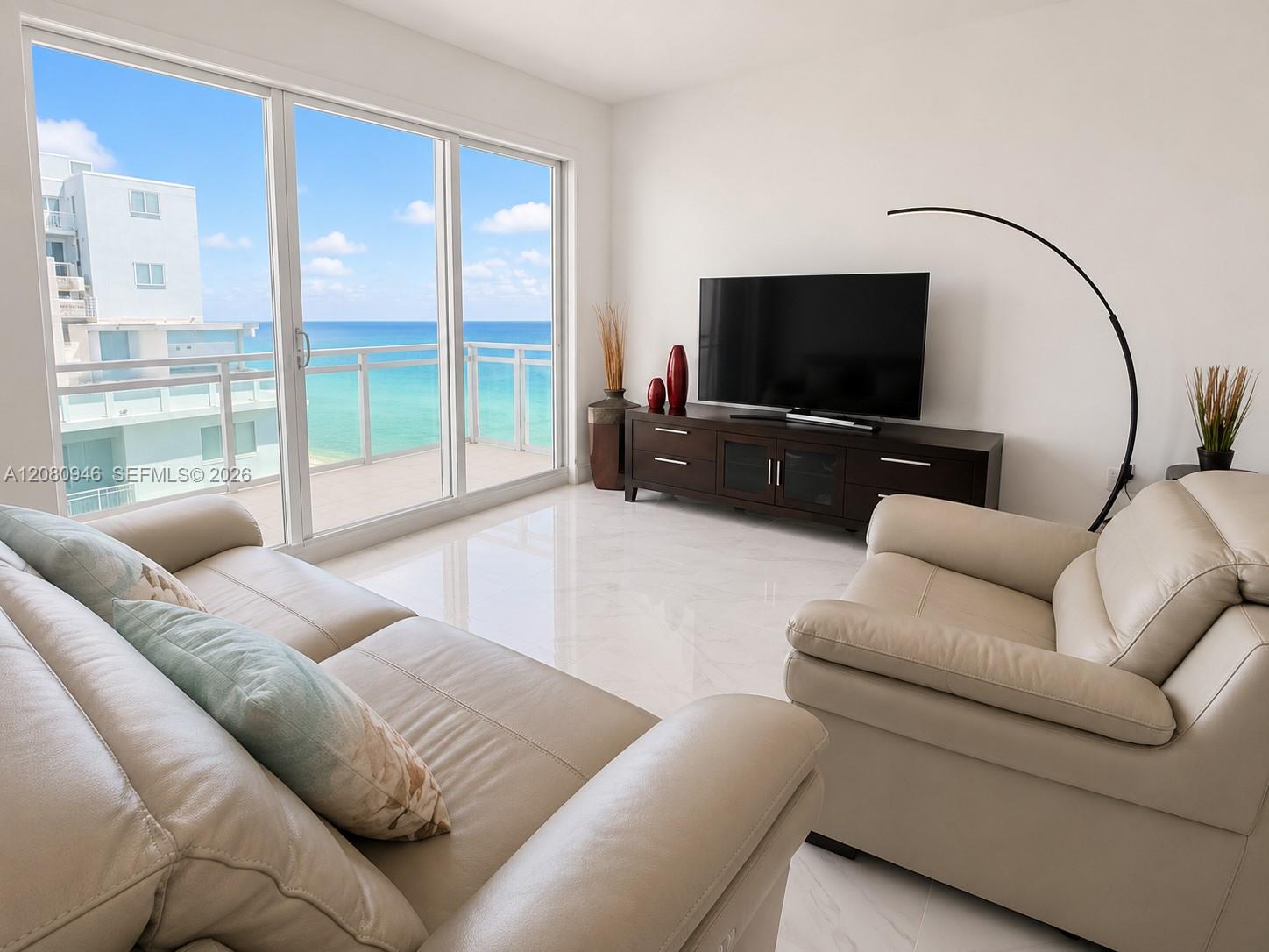 6917 Collins Ave # PH04 — Photo 3