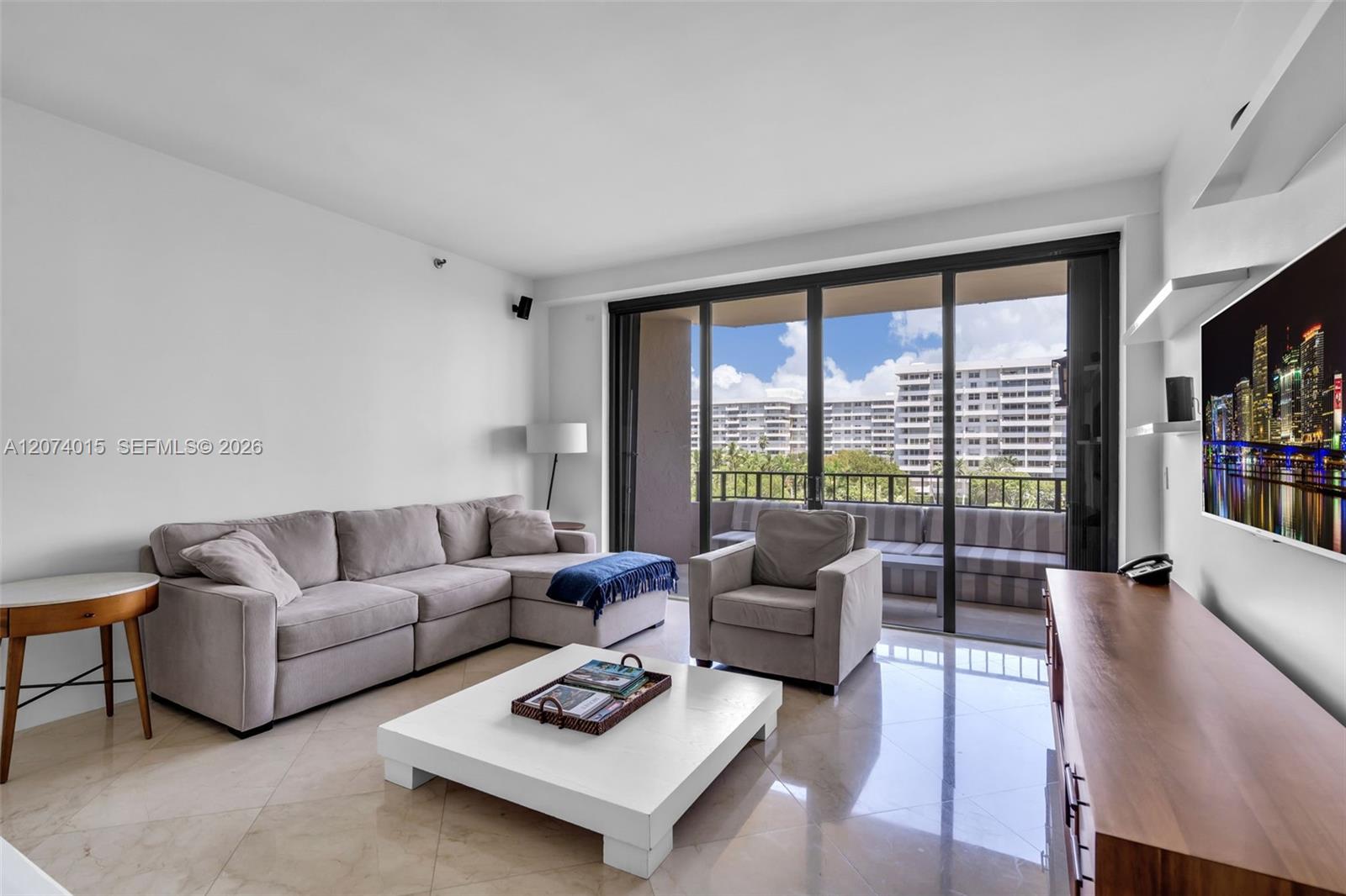 251 Crandon Blvd # 431 — Photo 3