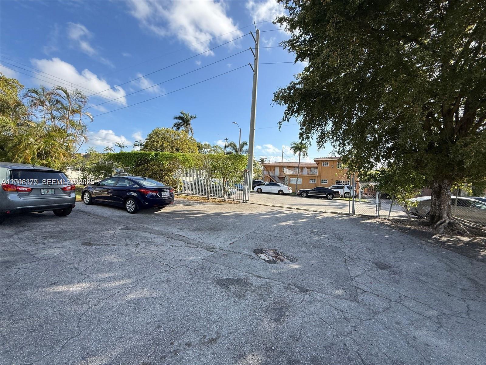 4370 NW 11th St # 206 — Photo 4