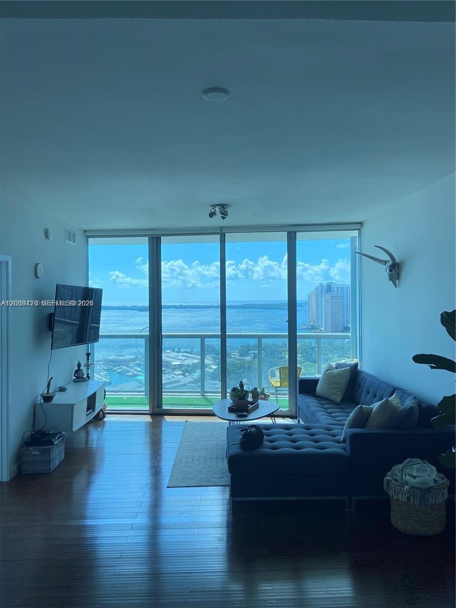 888 Biscayne Blvd # 3302 — Photo 4