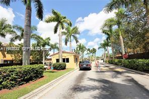 2845 SE 15th Rd # 81 — Photo 4