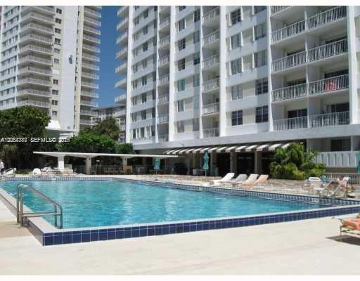 300 NE Bayview Dr # 501 — Photo 4