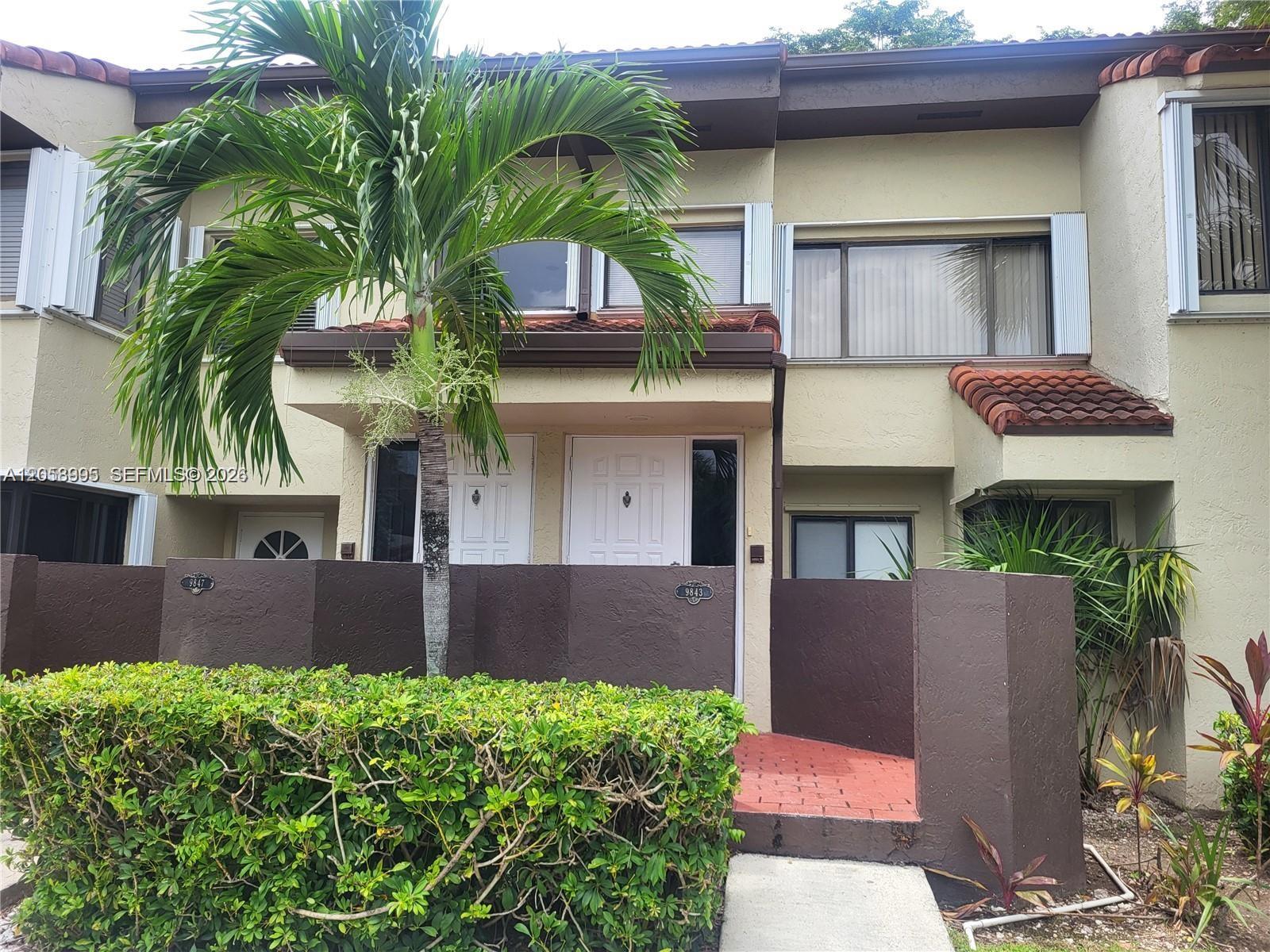 9843 SW 138th Ave # EA2R, Miami FL 33186