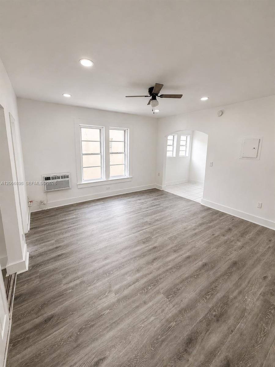 1319 Meridian Ave # 204, Miami Beach FL 33139