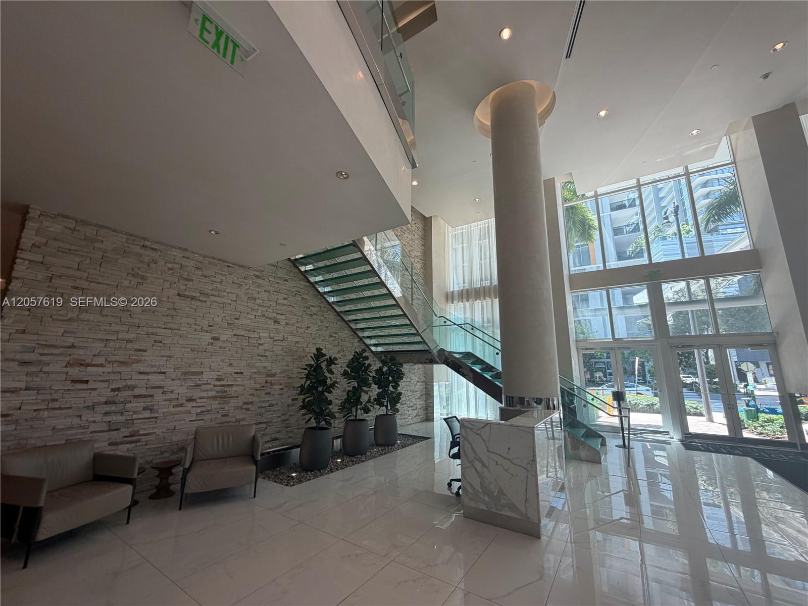 41 SE 5th St # 404 — Photo 3