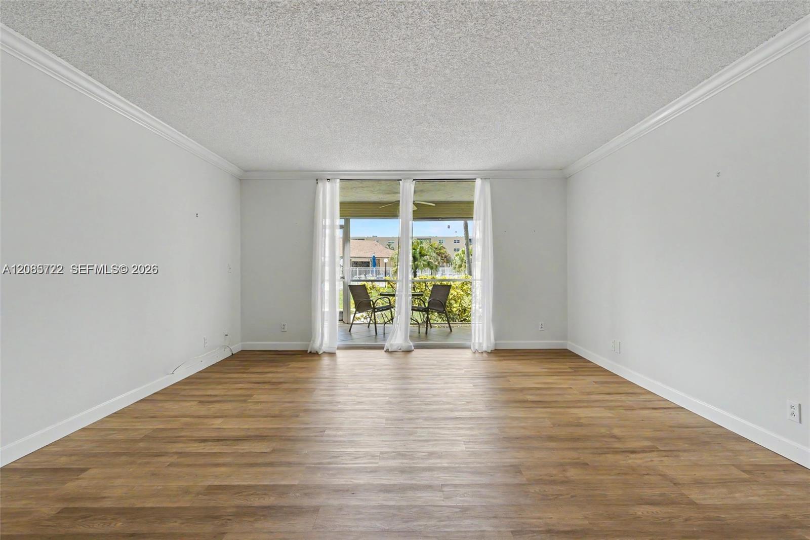 414 SE 10th St # 103 — Photo 3