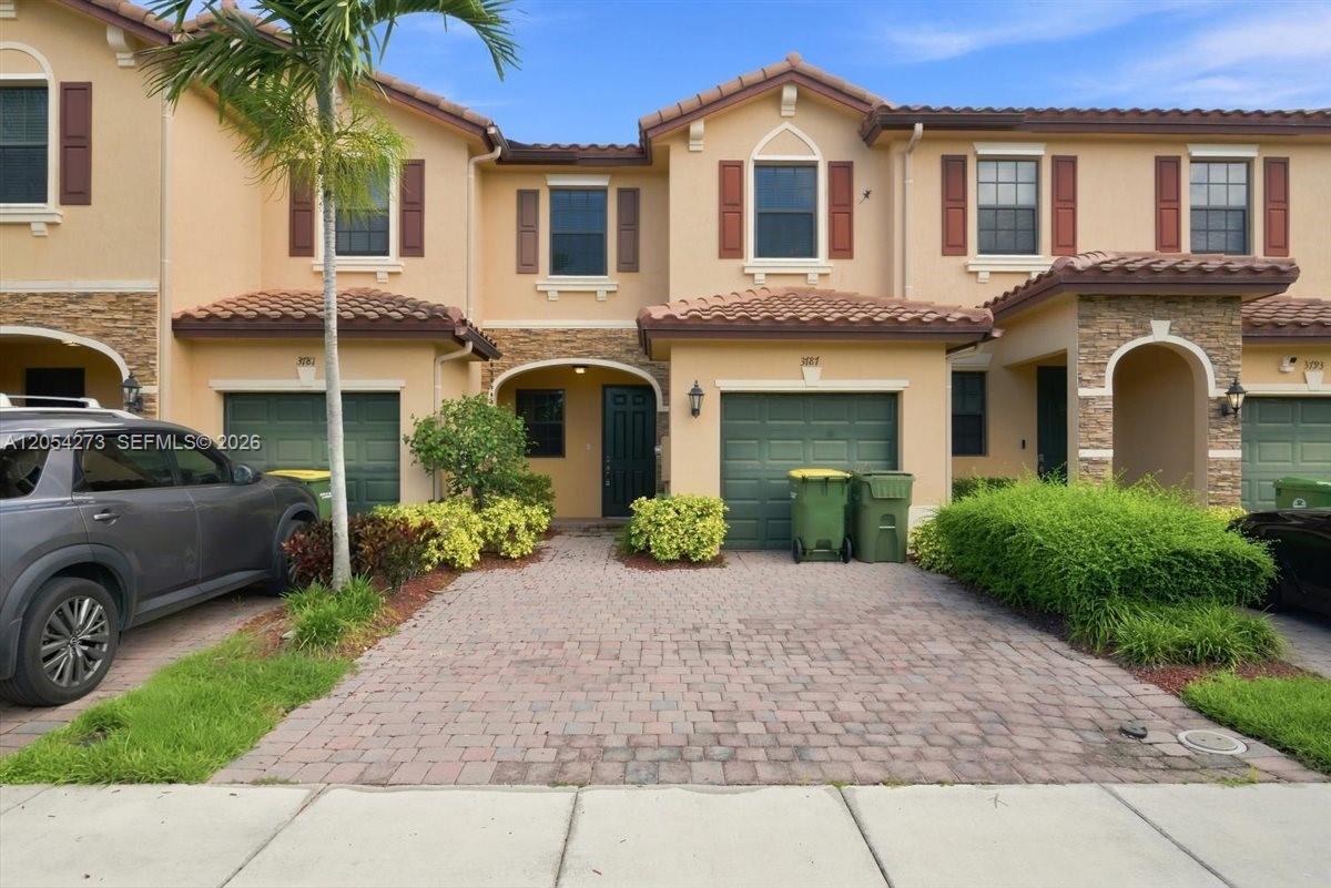 3787 SE 2nd St, Homestead FL 33033