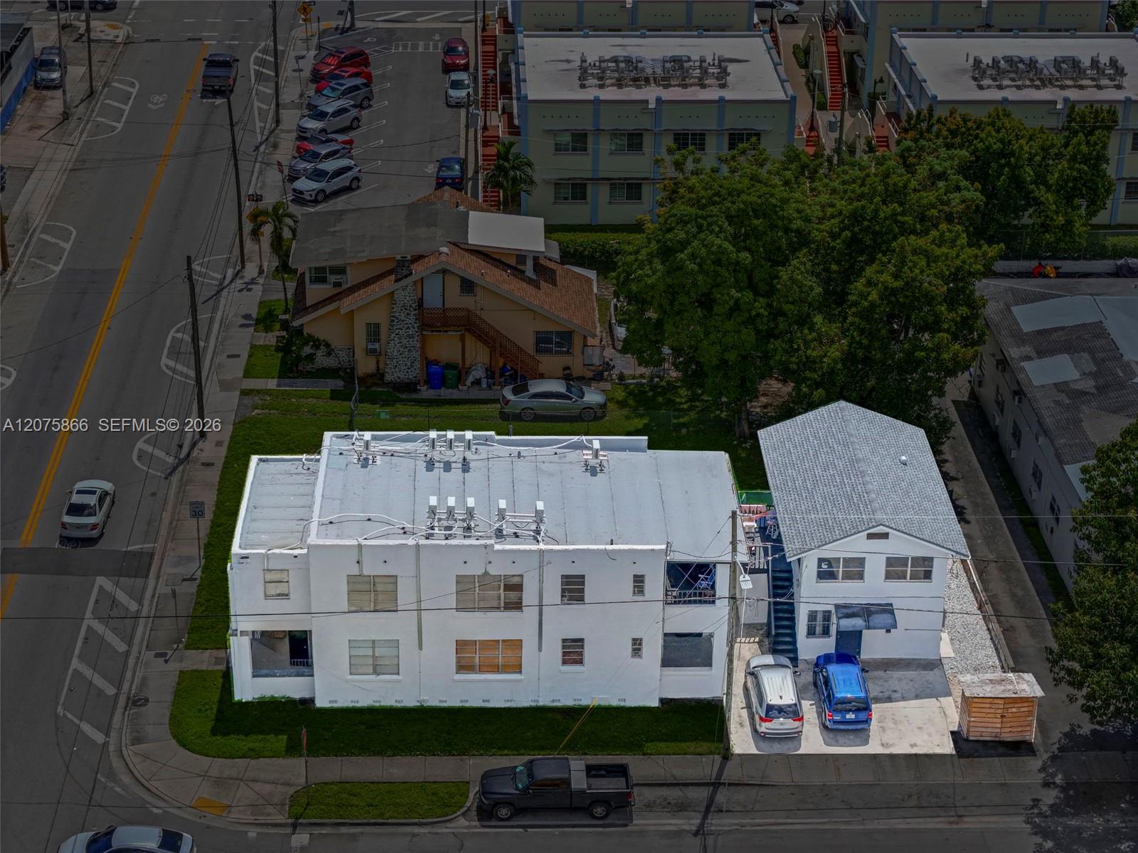 500 SW 8th Ave — Photo 5