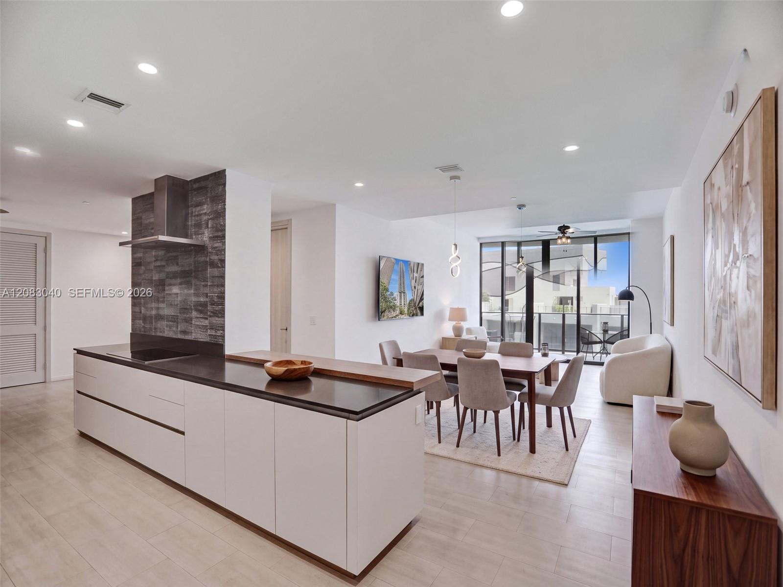 1000 Brickell Plz # PH5103 — Photo 3
