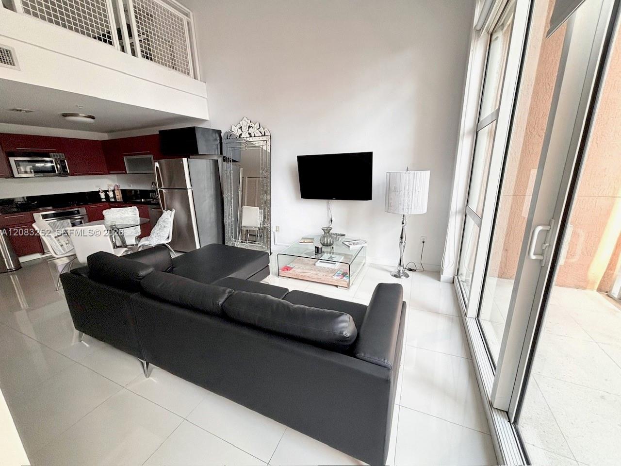 244 Biscayne Blvd # 451 — Photo 3