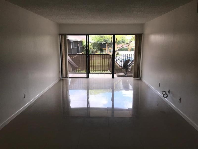 5825 Washington Street # B, Hollywood FL 33023