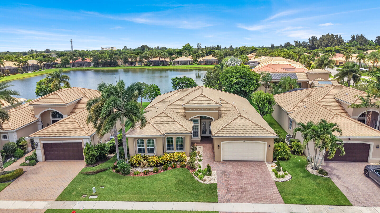 10469 Whitewind Circle, Boynton Beach FL 33473