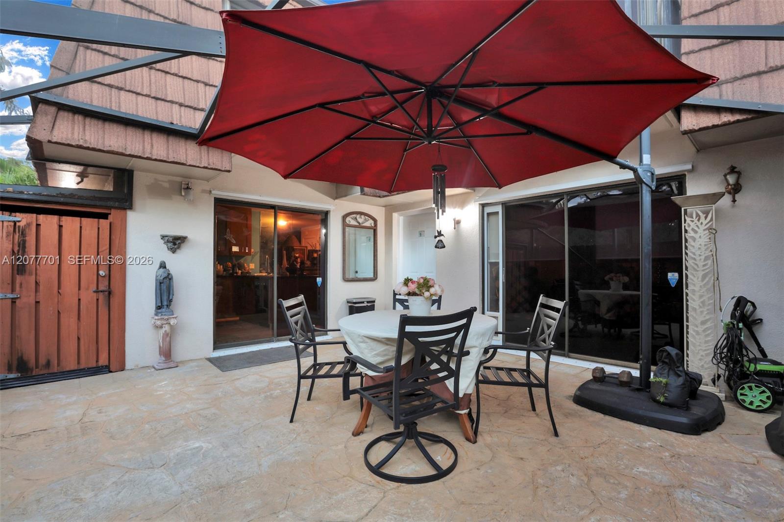 Screened In Patio