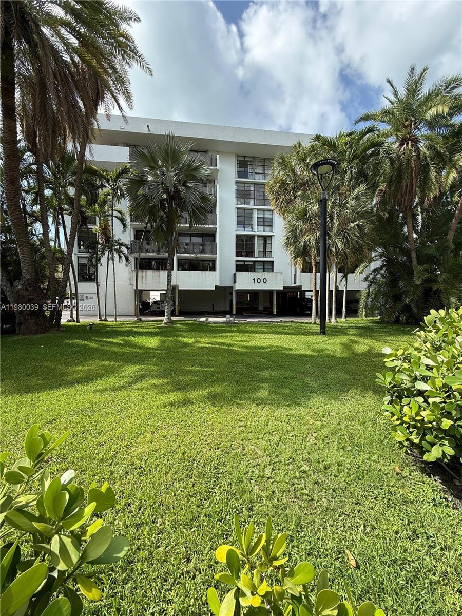 100 Ocean Lane Dr # 303, Key Biscayne FL 33149