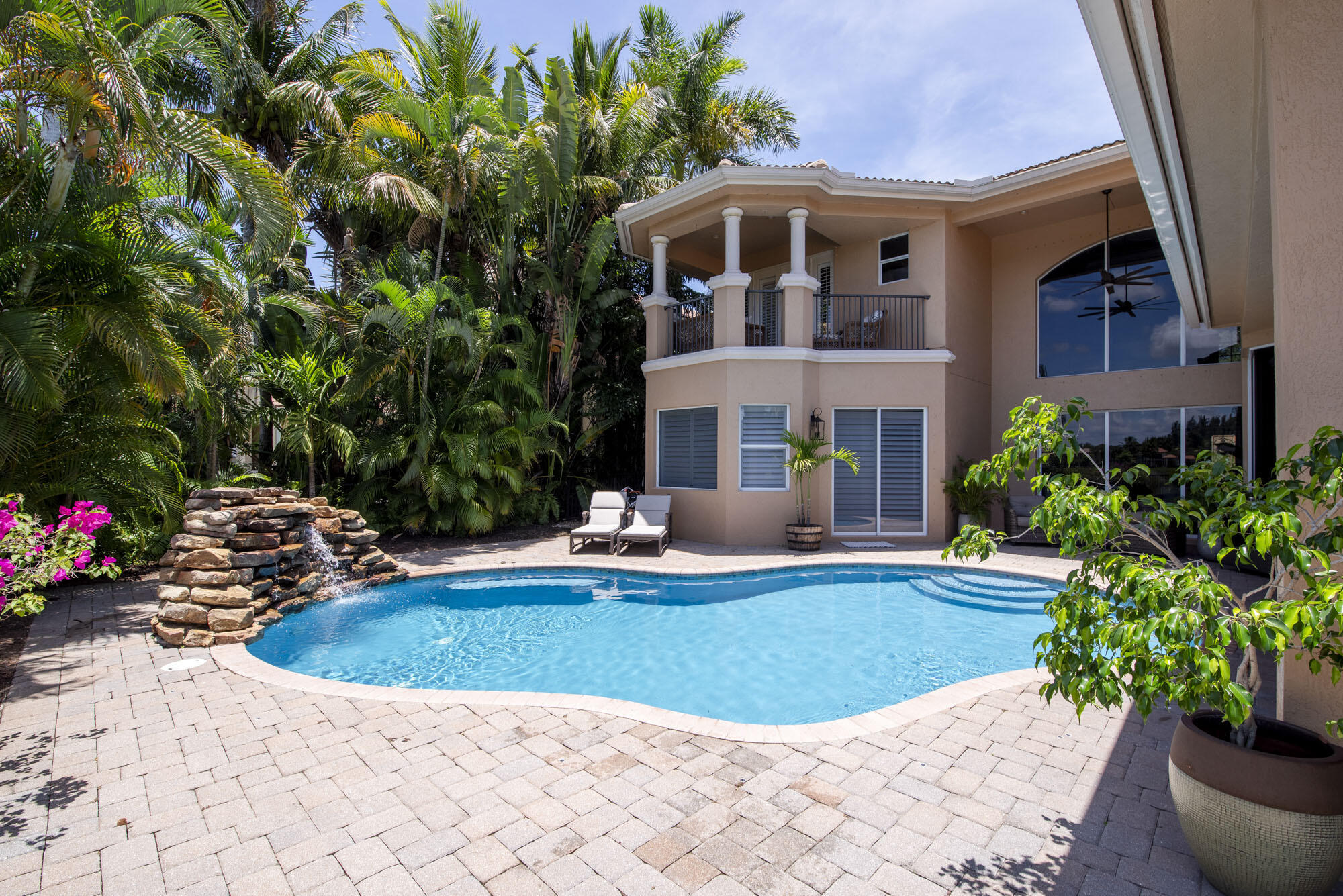 8801 Wellington View Drive — Photo 4