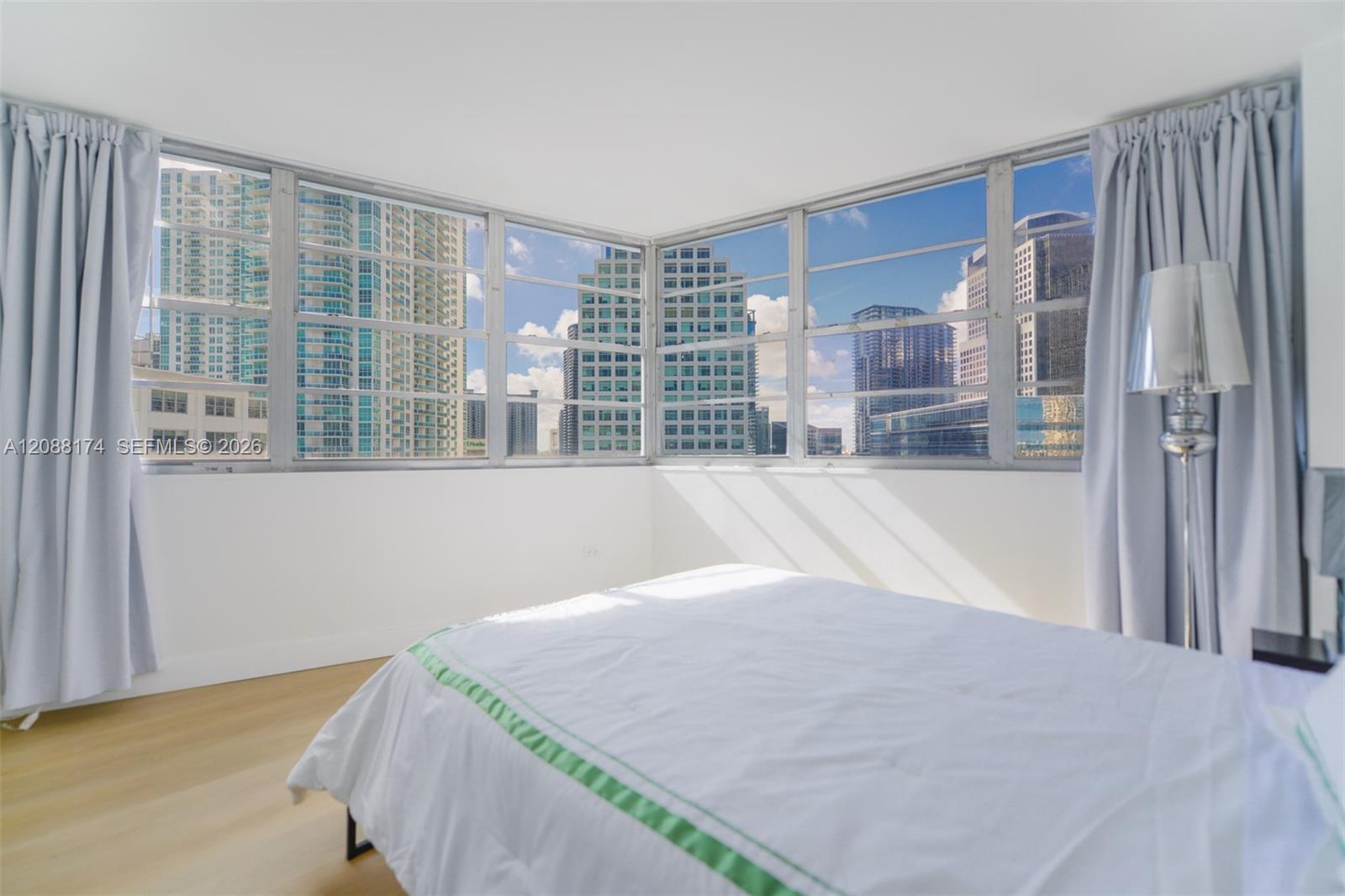 801 Brickell Bay Dr # 1962 — Photo 3