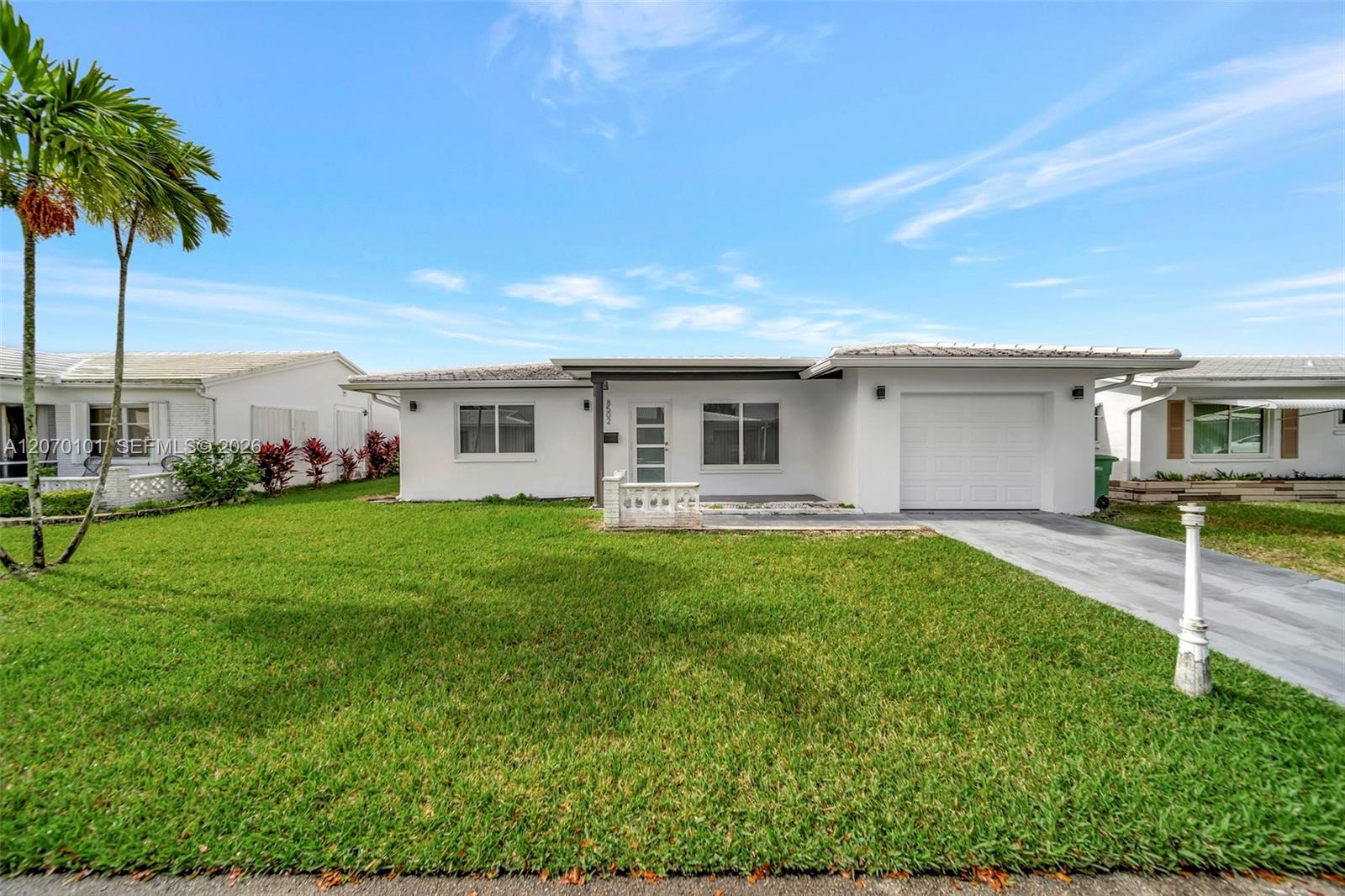 8502 NW 59th St, Tamarac FL 33321