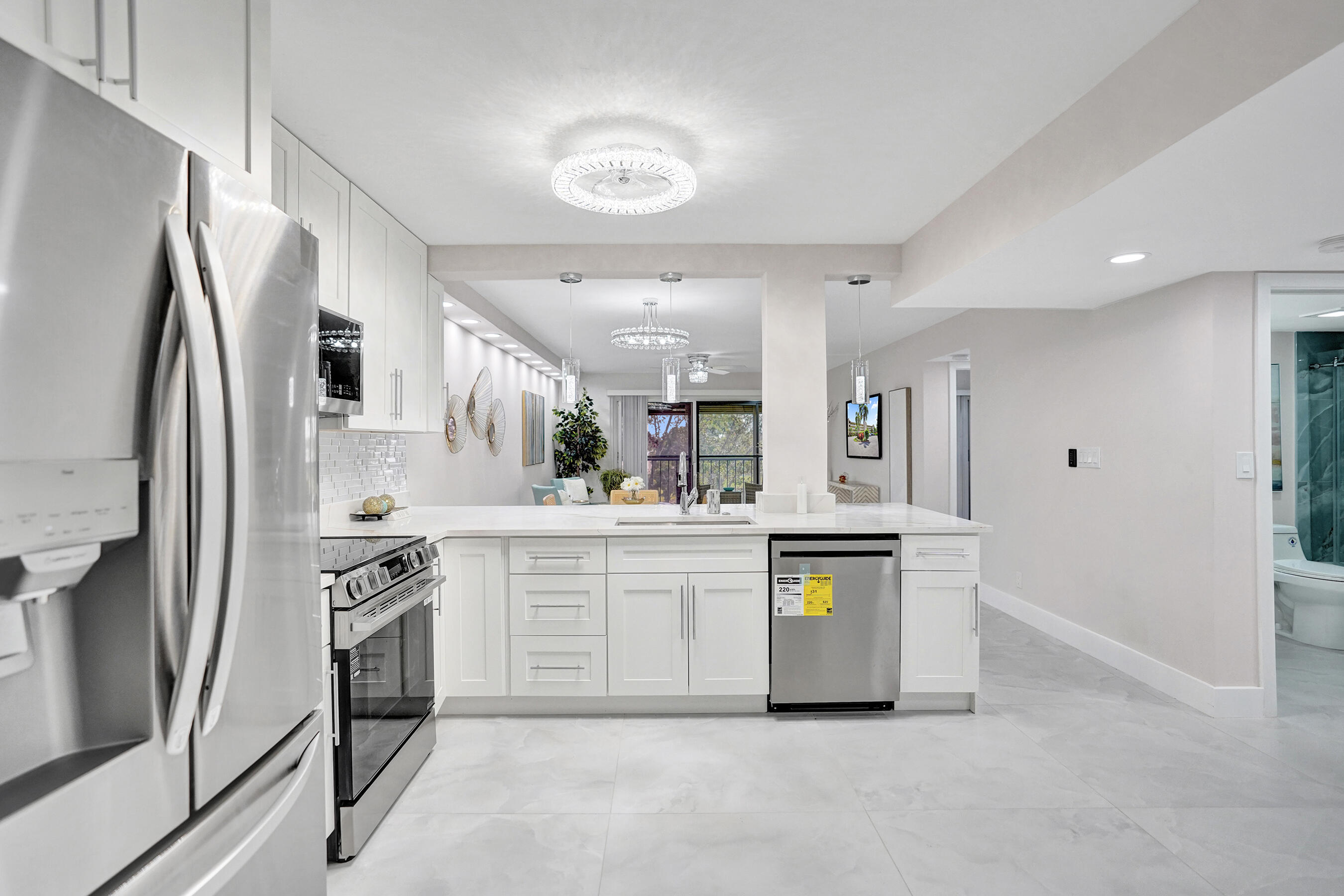 7146 Huntington Lane # 402, Delray Beach FL 33446