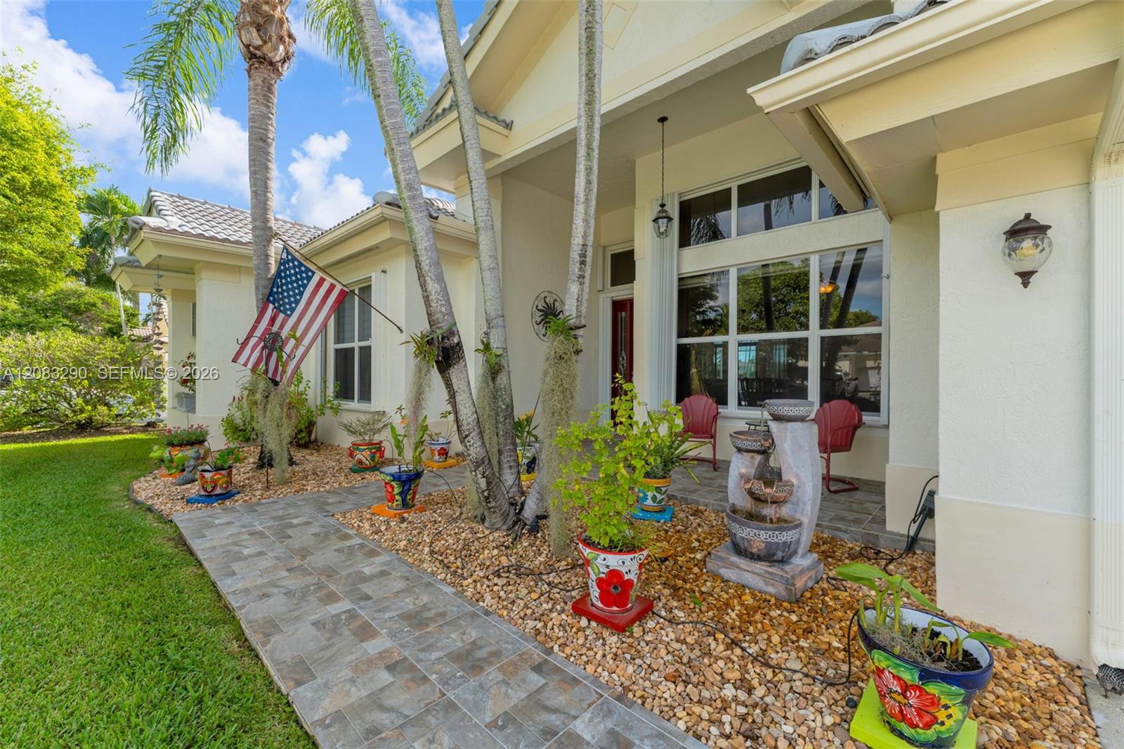 2825 Fairways Dr — Photo 2