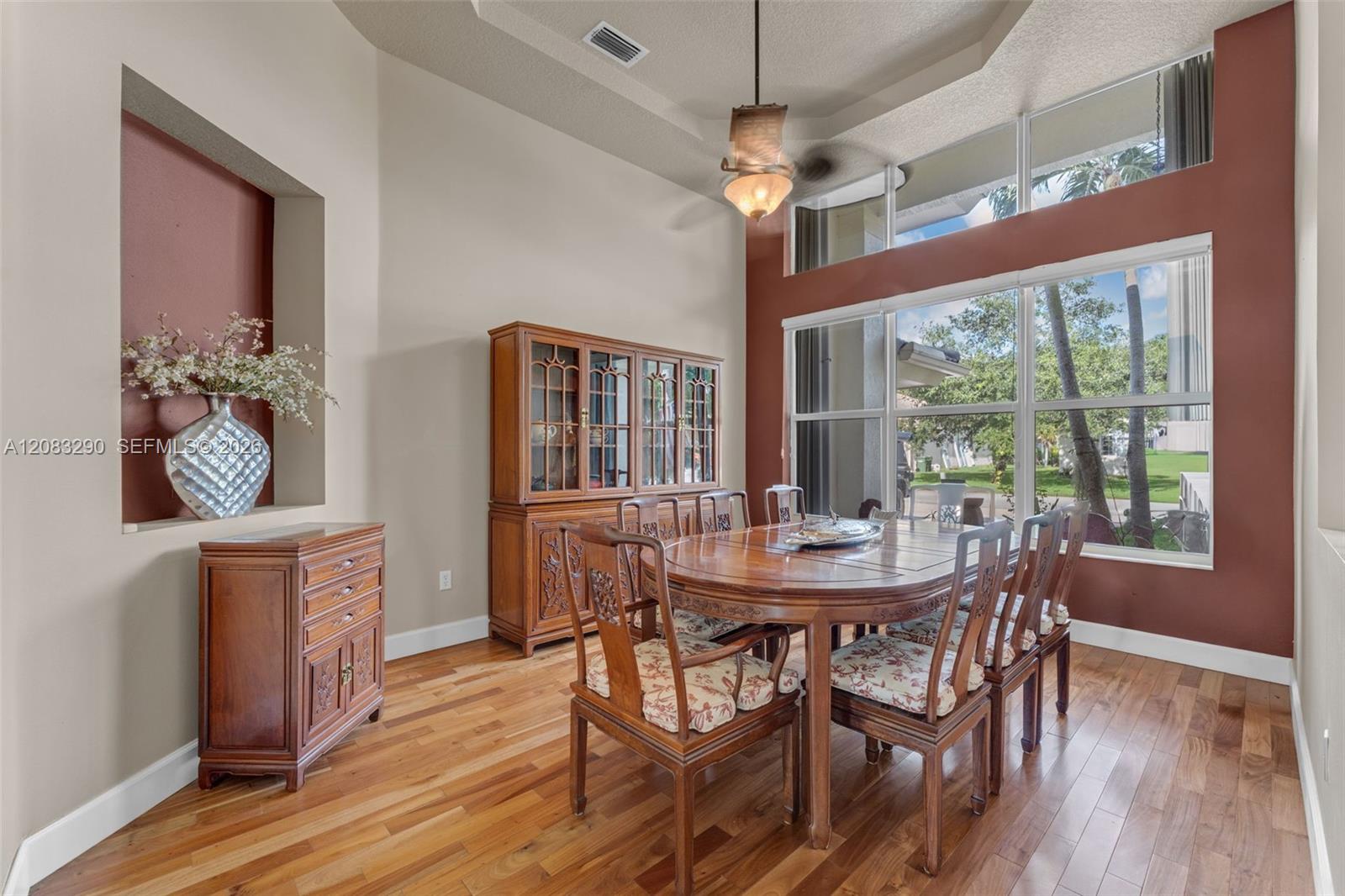 2825 Fairways Dr — Photo 5