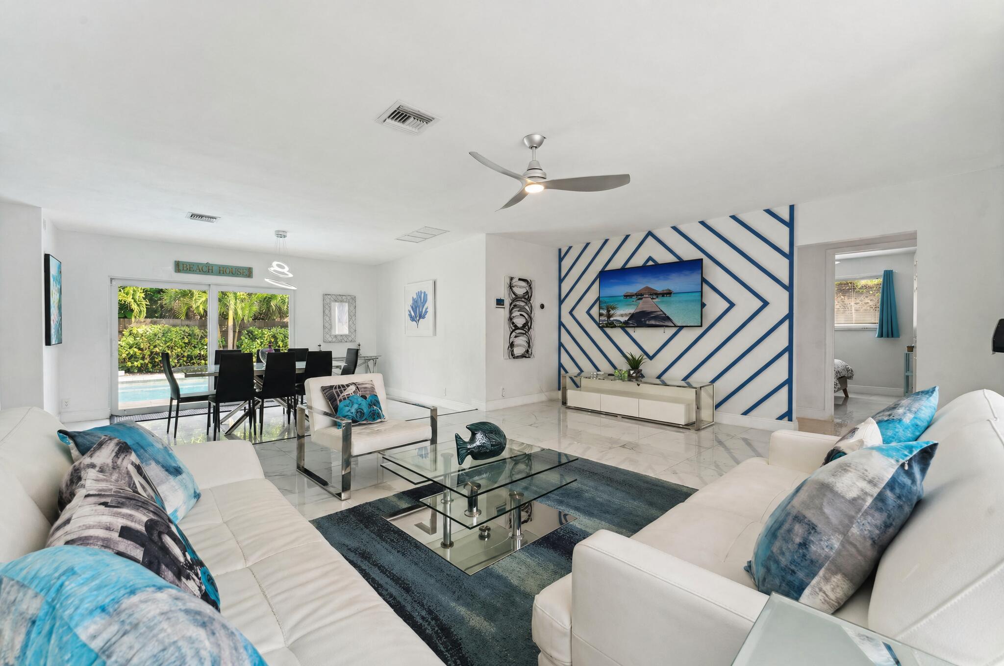 1243 GARFIELD Street — Photo 3