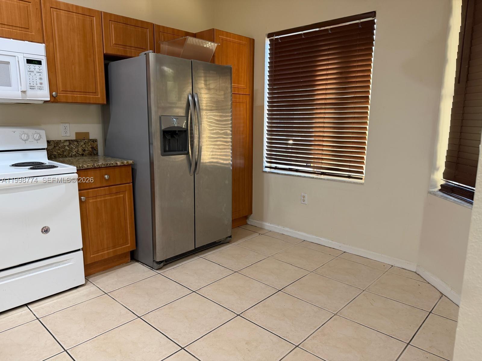 8246 SW 27th St # 103 — Photo 5