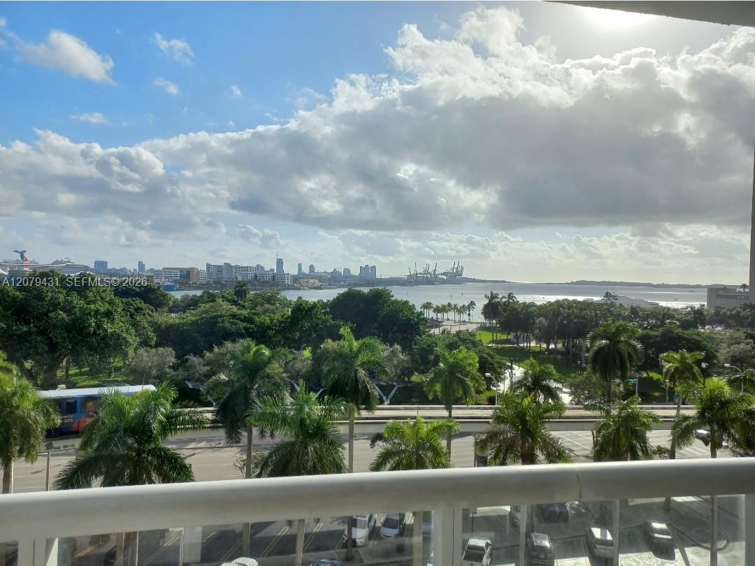50 Biscayne Blvd # 707 — Photo 4