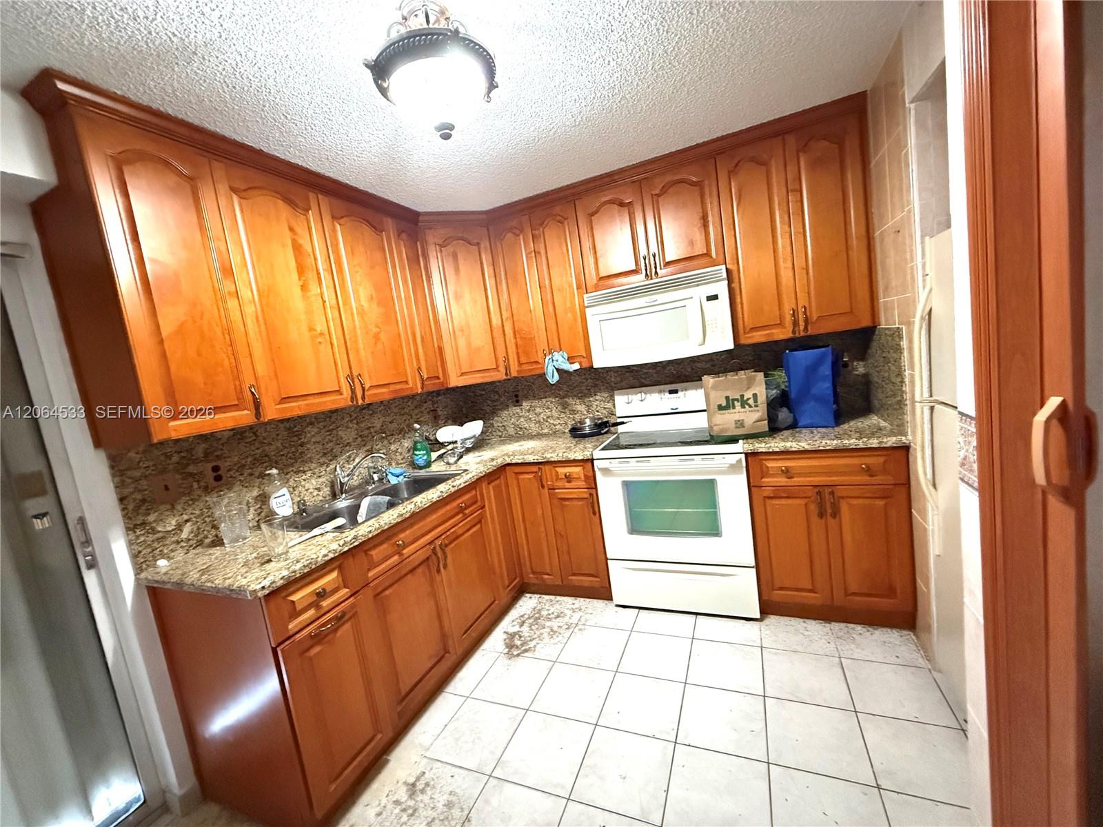 199 SW 12th Ave # 301C, Miami FL 33130