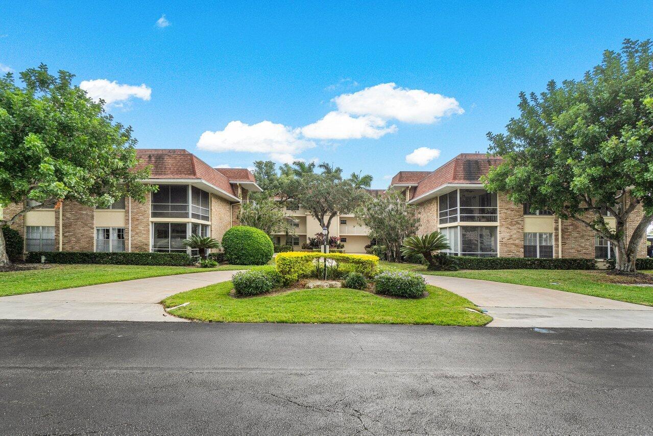 5510 Tamberlane Circle # 243, Palm Beach Gardens FL 33418