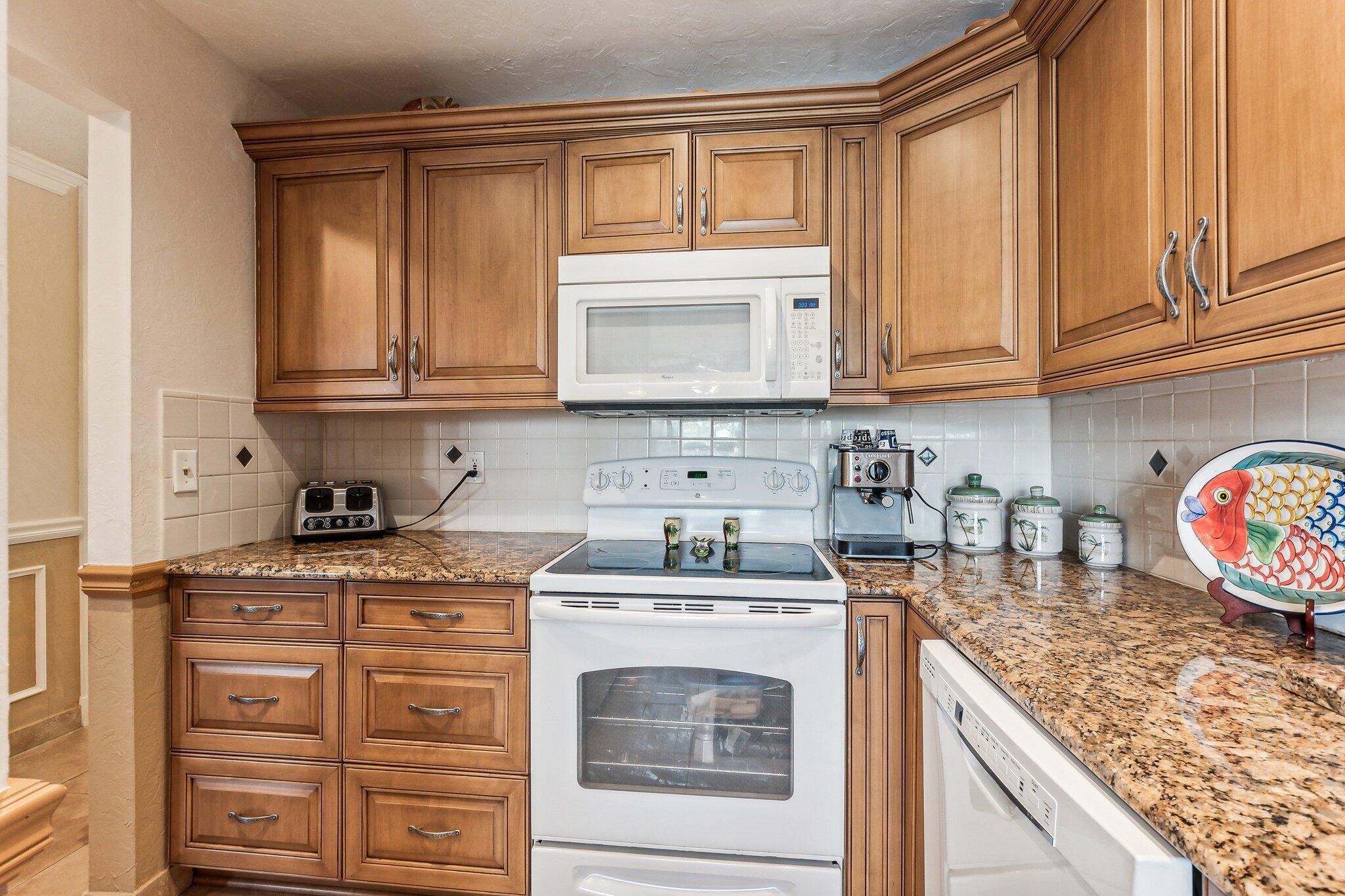 1051 Orange Terrace # 103, Delray Beach FL 33445