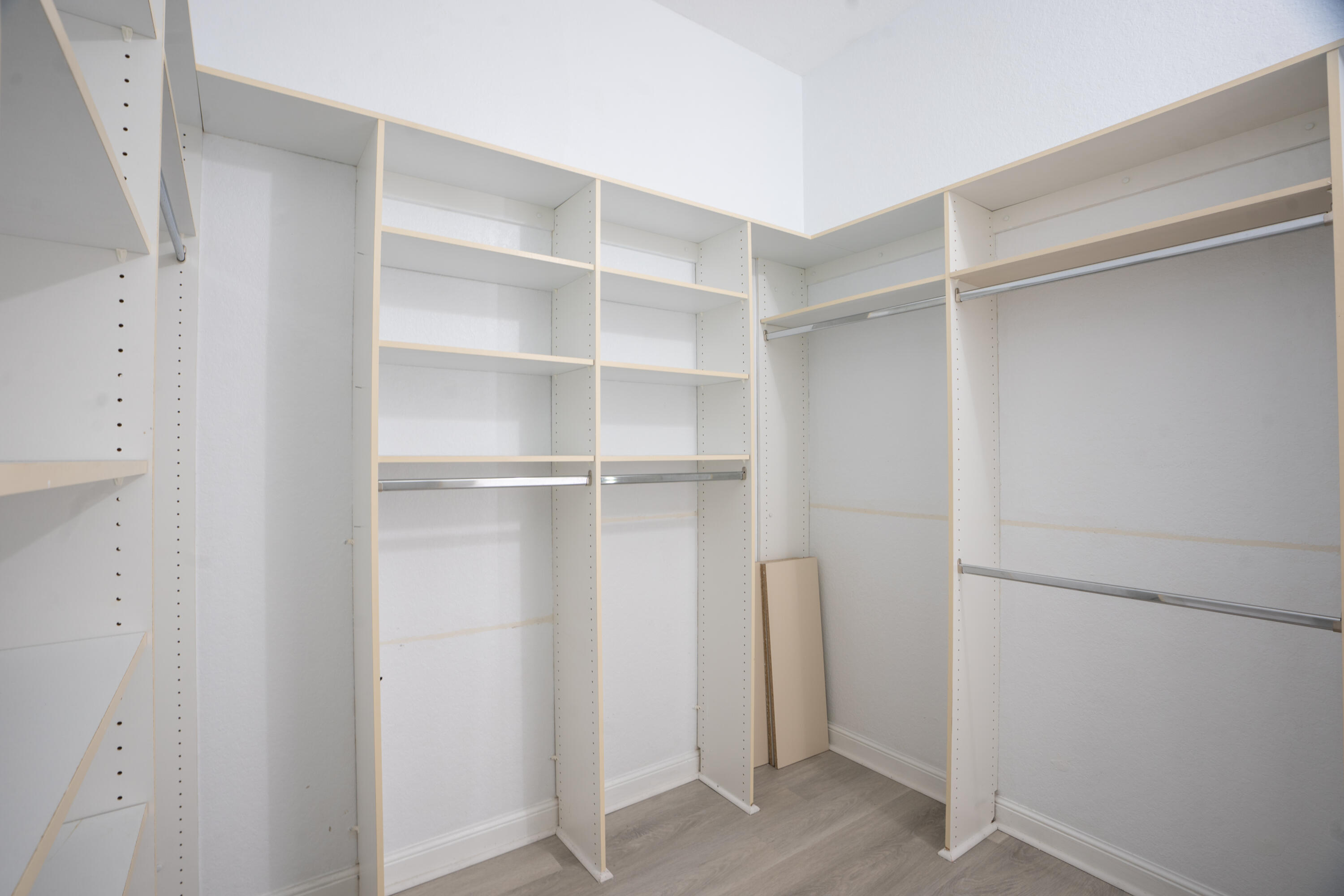 1002 Lavender Circle — Photo 4