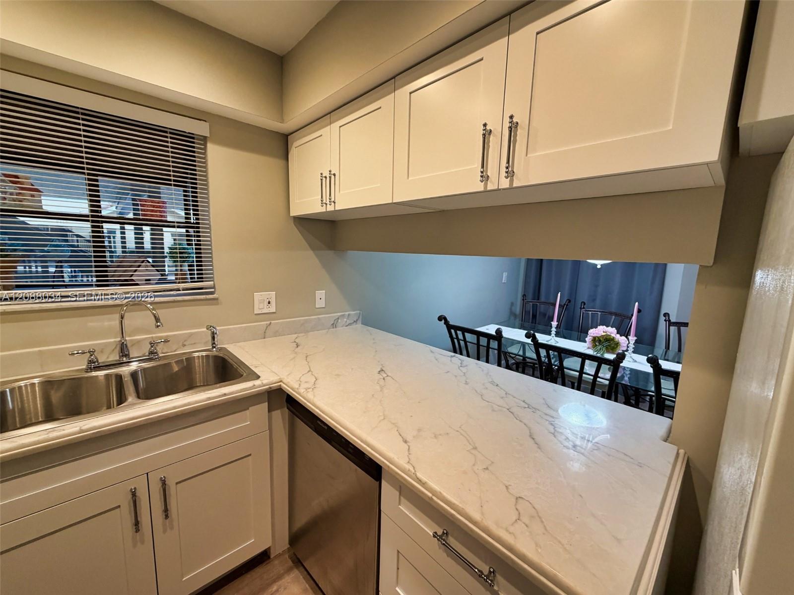 8460 Shadow Ct # 4 — Photo 2