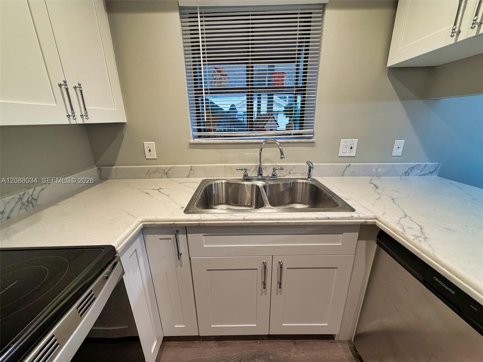 8460 Shadow Ct # 4 — Photo 4