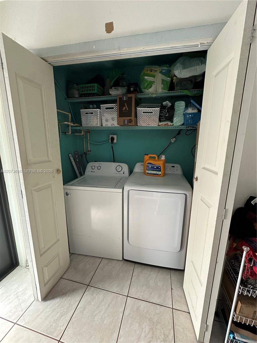 4860 NW 190th St, Miami Gardens FL 33055