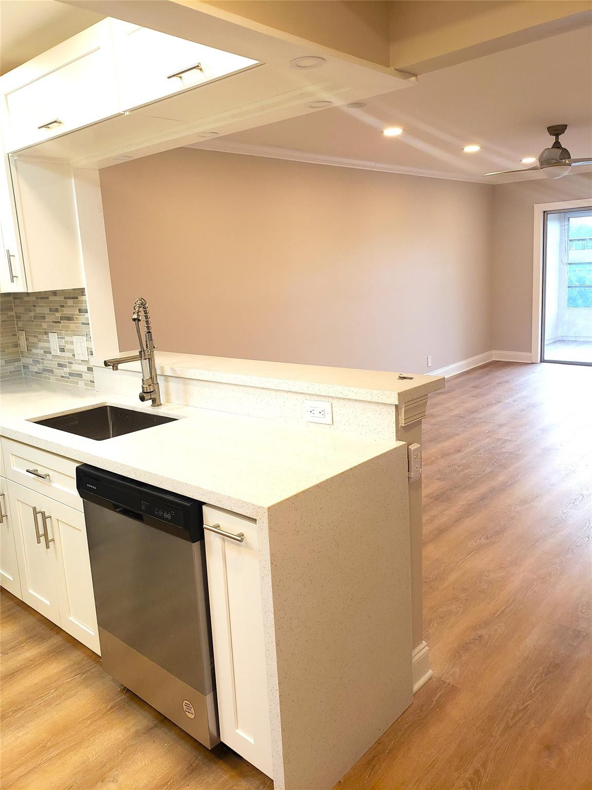 7897 Golf Circle Drive # 303, Margate FL 33063