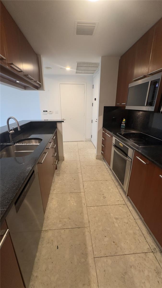 901 Brickell Key Blvd # 1102, Miami FL 33131