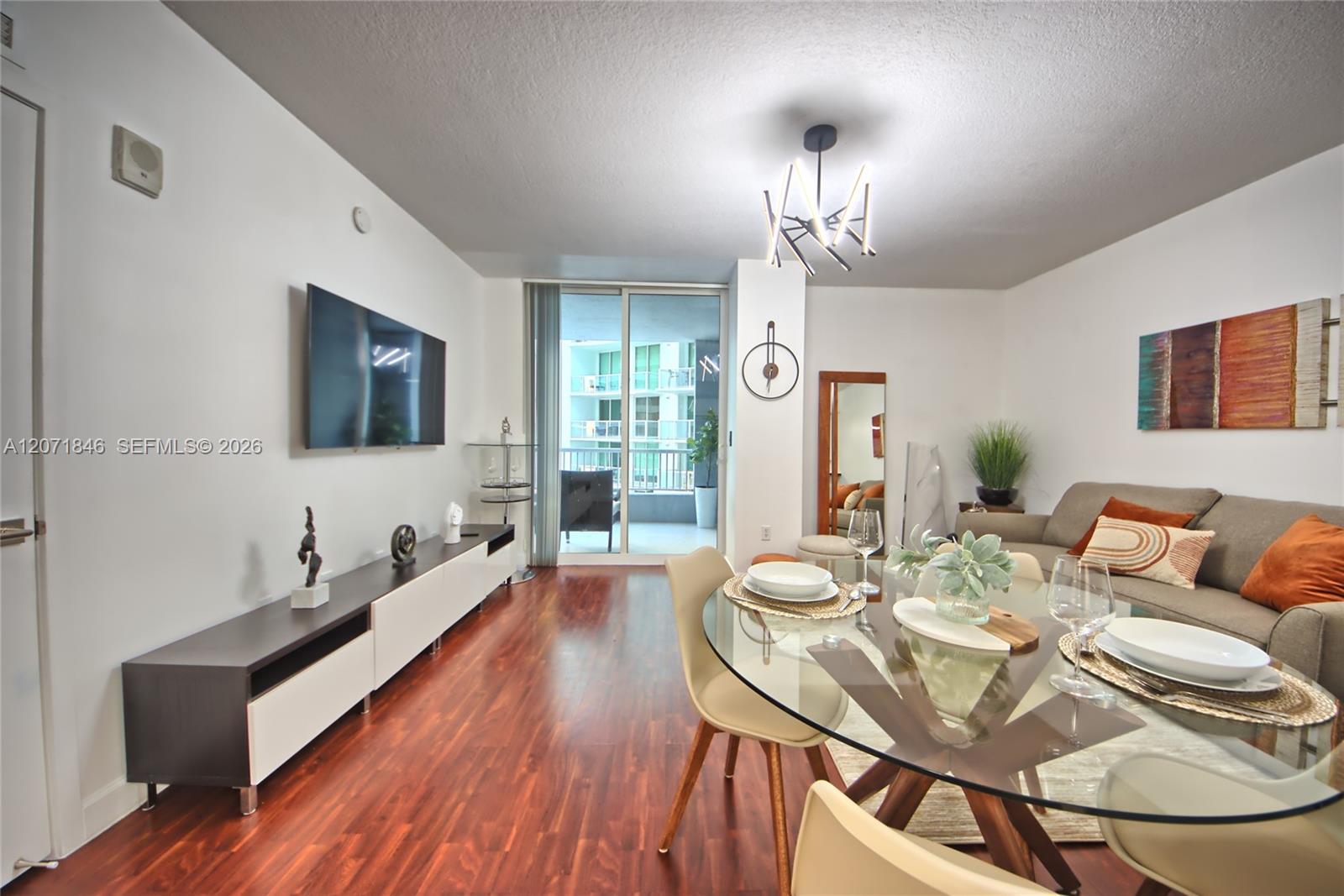 170 SE 14th St # 2303 — Photo 4