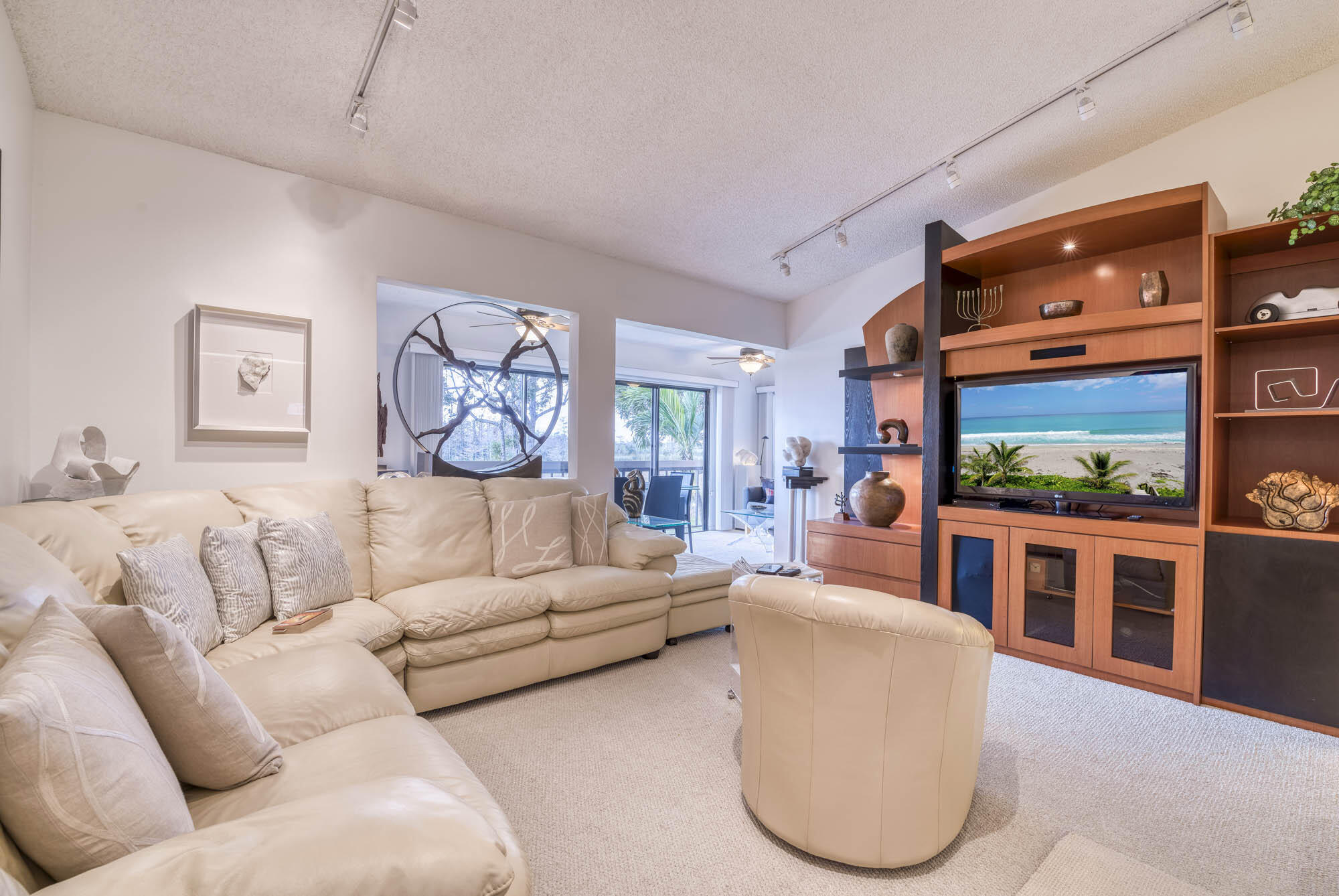 1111 Duncan Circle # 203, Palm Beach Gardens FL 33418