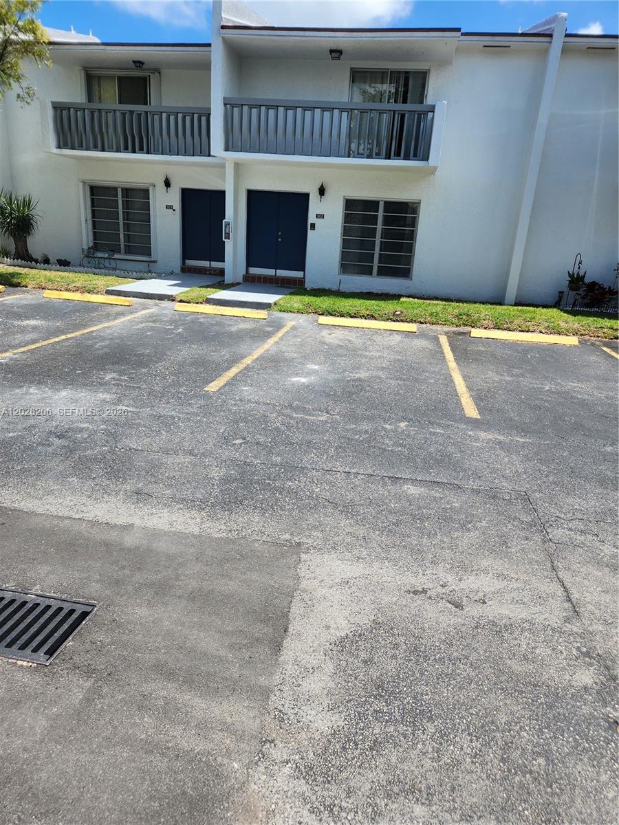 9430 SW 170th St # 302, Palmetto Bay FL 33157