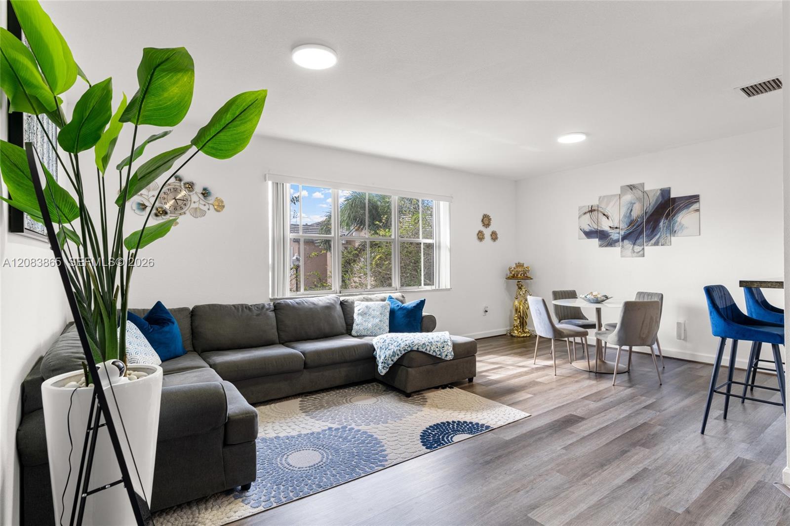 230 SE 29th Ave # 21 — Photo 4