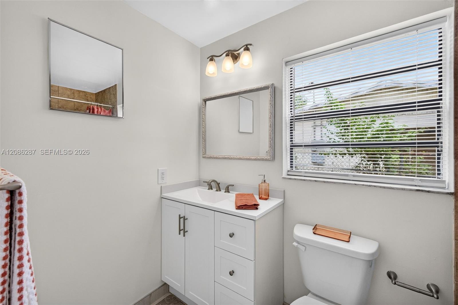 2831 NW 23rd St — Photo 5
