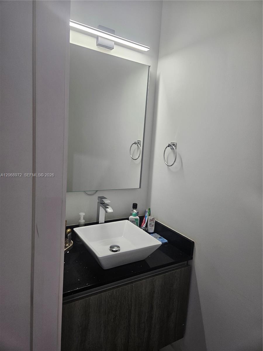 6163 SW 36th Ct — Photo 5